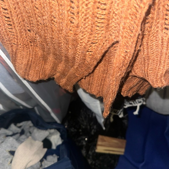 Vestique sweater - Picture 3 of 3